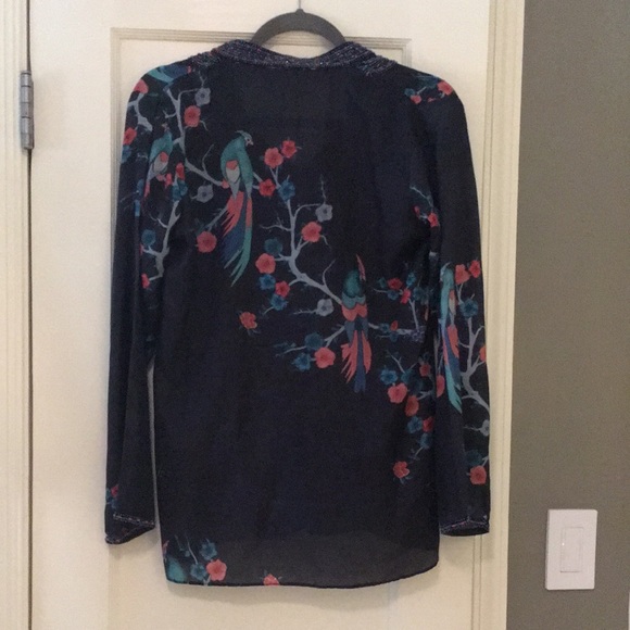 NWOT top. Size S - Picture 2 of 6